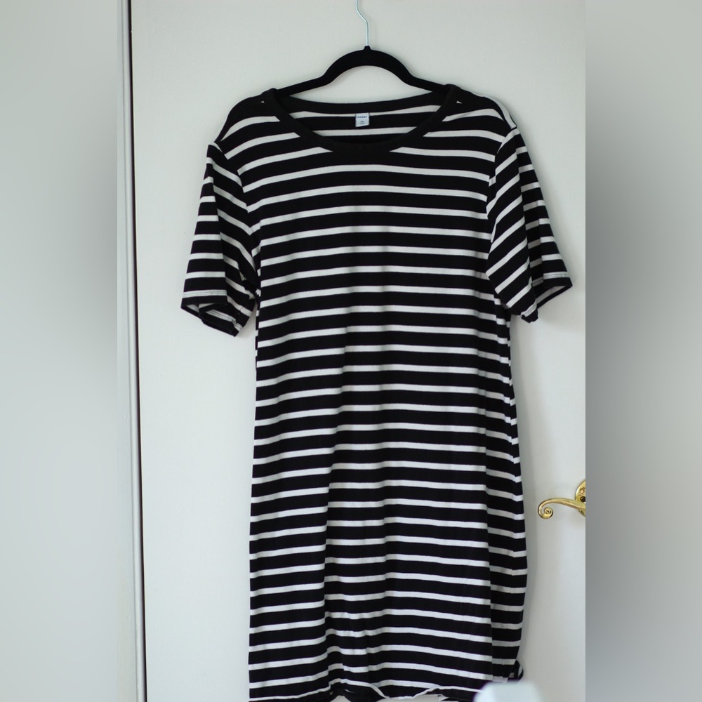 Old Navy | 2X | Striped T-Shirt Dress